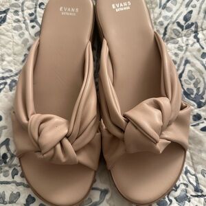 Cream Minimalist Sandals with Flat Sole